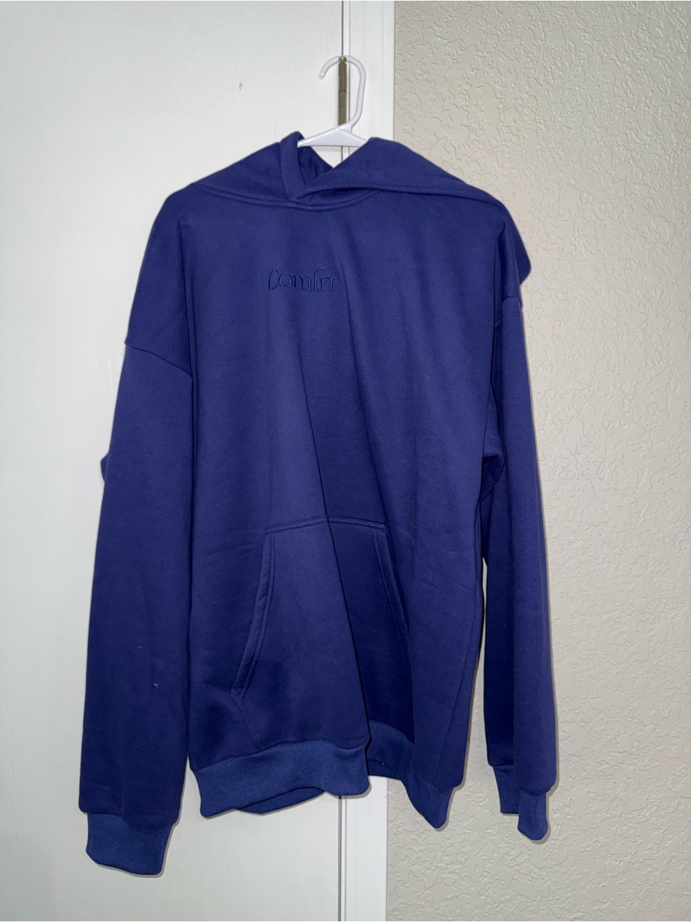 Comfort Essentials Sweatshirt Unisex
